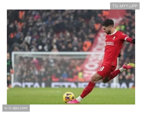 索博斯洛伊队长率队夺胜，闪耀赛场书写辉煌