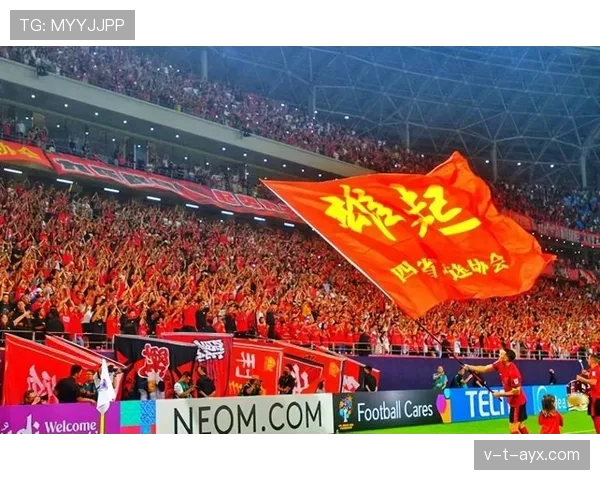 亚冠半决赛点燃球迷热情，精彩对决引爆期待