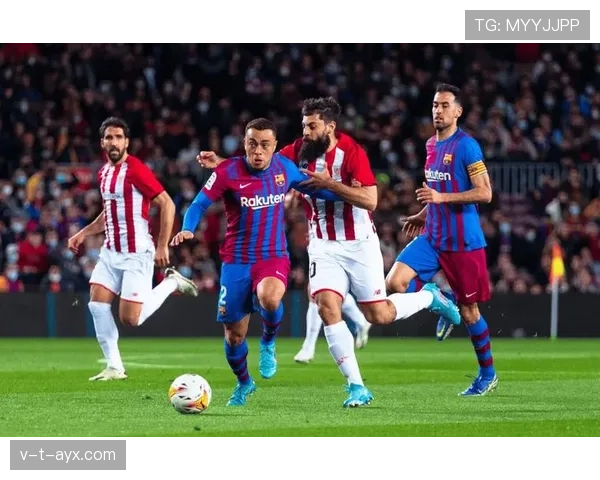 塞尔塔防线稳固,球队信心满满迎战新赛季表现值得关注 塞尔塔防线稳固,球队信心满满迎战新赛季表现值得关注